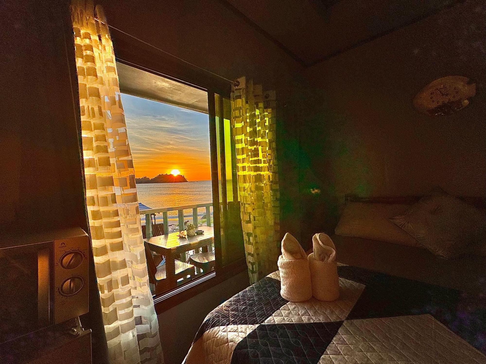 Seaside Blue Inn Сан Висенте Екстериор снимка